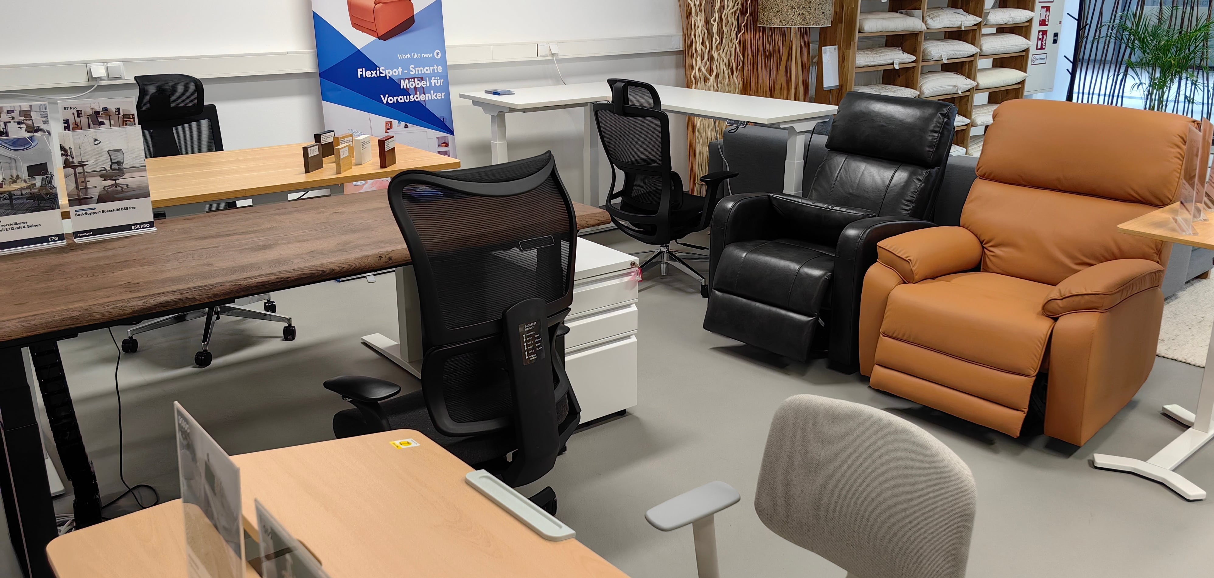 SHOWROOM WIEN